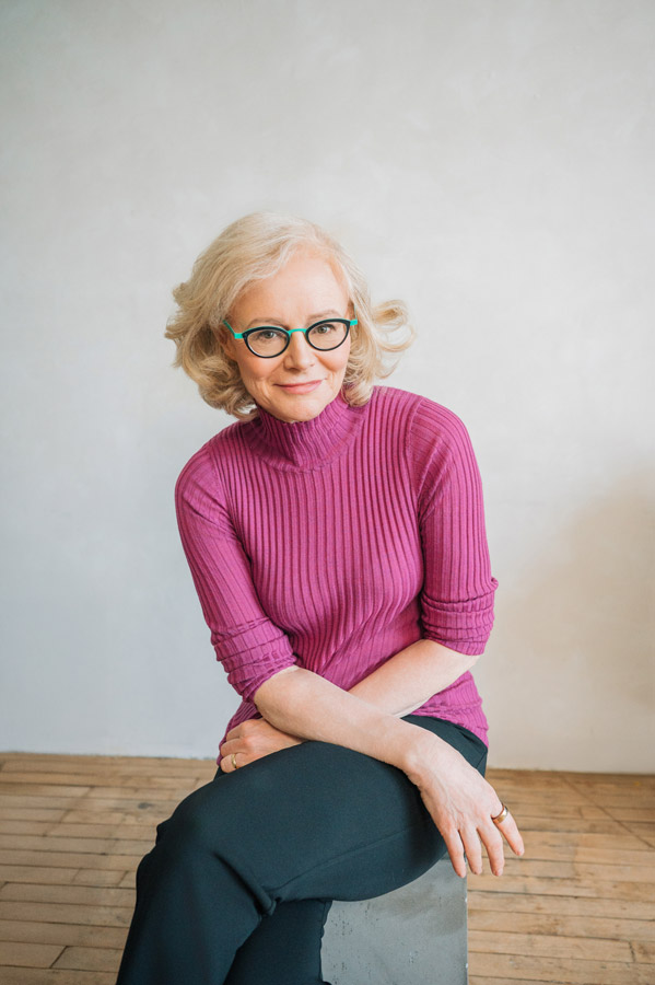 Eloisa James headshot